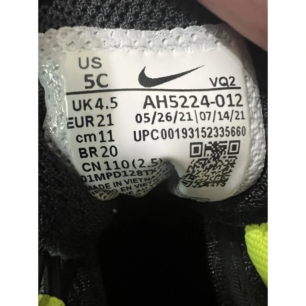 Nike Air Max Axis‎ Black/Volt/Grey Toddler Shoes AH5224-012 Size 5C